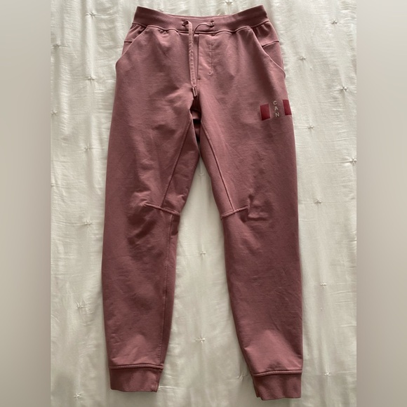 Lululemon Team Canada Jogger Medium Red Dust - Picture 1 of 7
